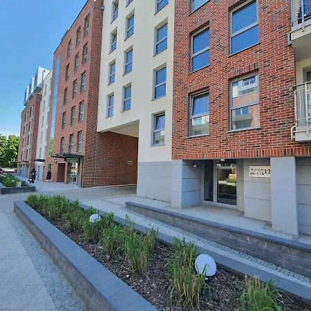 Micasaessucasa With Free Parking!