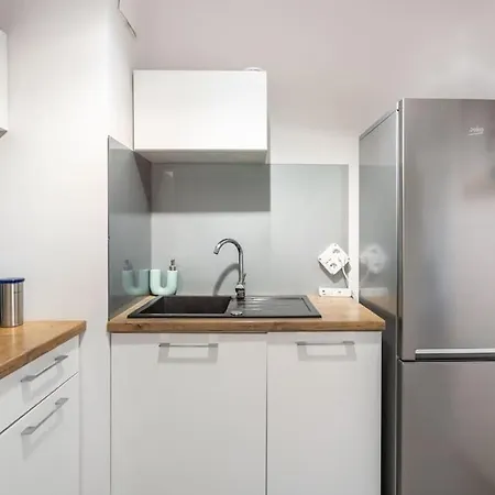 Micasaessucasa With Free Parking! Apartmán